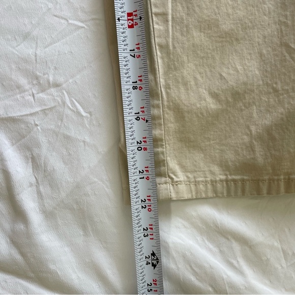 Lee Relaxed Fit Women’s Size 18 khaki color 98% Cotton 2% Spandex - Picture 7 of 10